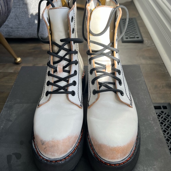 R13 BOOTS - Picture 2 of 8